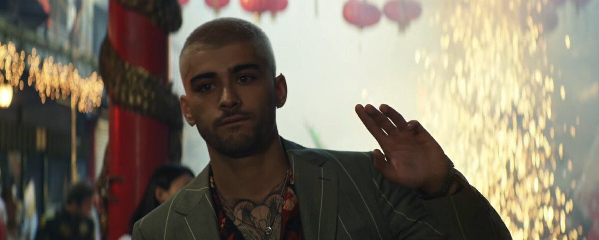 Zayn malik sia. Zayn feat sia dusk till dawn. Zayn feat sia dusk till dawn. Sia. Dusk till dawn зейн малик.