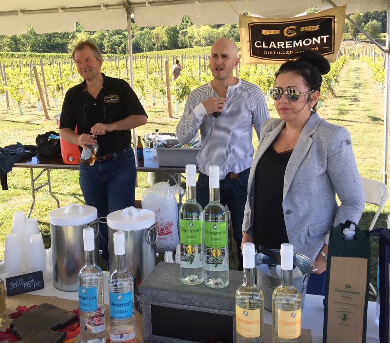 LocalShareNJ's tweet image. NJ Wine, Beer &amp;amp; Spirits Festival @ Alba Vineyard 9/23-24: tastings from Claremont Distilled Spirits. Info, tix: ow.ly/9rDW30eZ7Xd