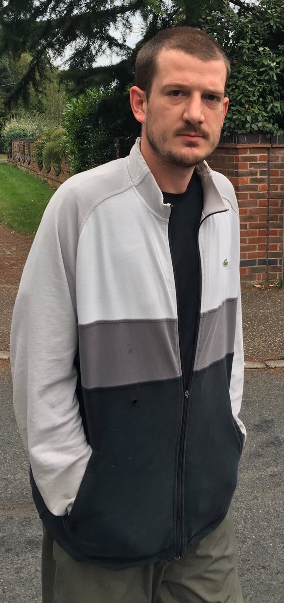 DR12ZEB's tweet photo. @NorfolkPolice This man is acting very suspiciously at Dussindale Drive, Thorpe St Andrew. Seems to be scouting properties to burgle.See pic https://t.co/xYsAcFkGNw