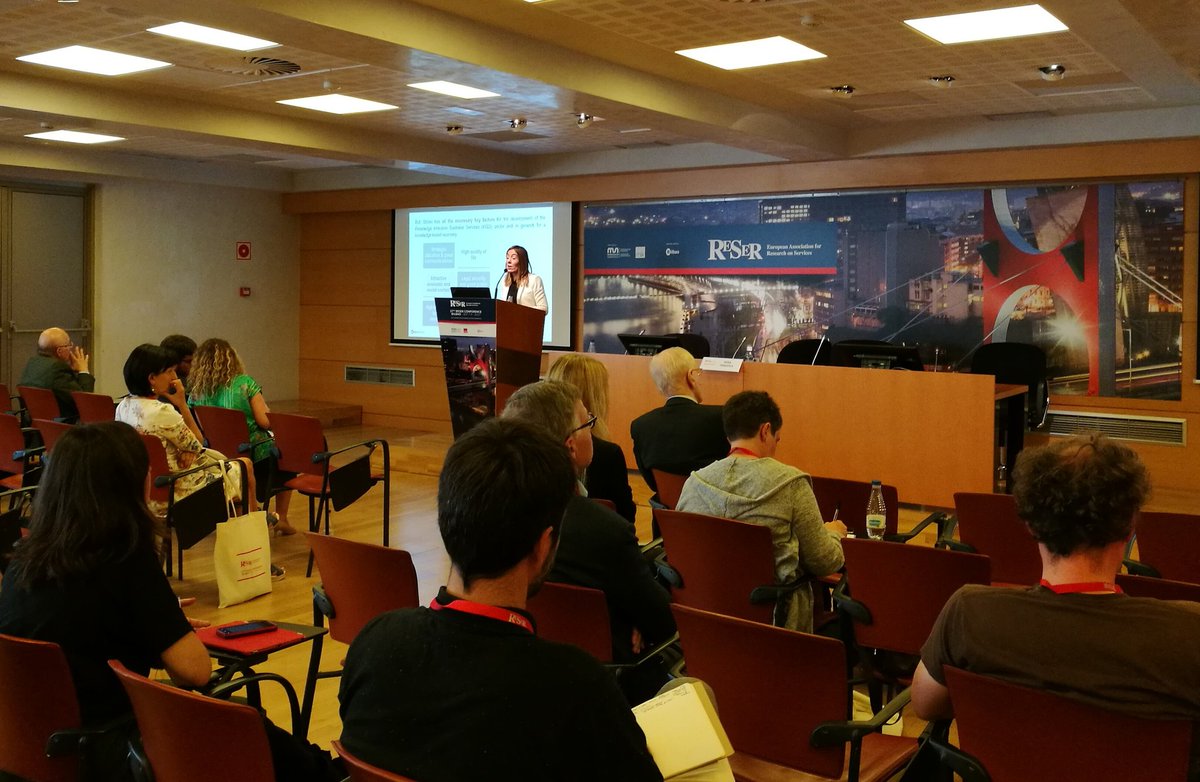 Bilbao As Fabrik (@bilbaoasfabrik) on Twitter photo Nora Sarasola in #RESER2017, presenting The Strategy for KIBS Development in Bilbao, where <a href="/BilbaoAsFabrik/">Bilbao As Fabrik</a> is an strategic key project. Nora Sarasola in #RESER2017, presenting The Strategy for KIBS Development in Bilbao, where <a href="/BilbaoAsFabrik/">Bilbao As Fabrik</a> is an strategic key project.