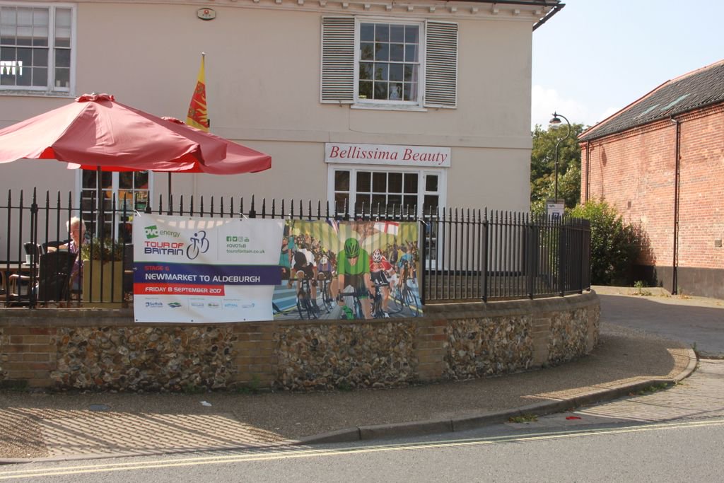 Out watching the #OVOToB tomorrow? Head to #WickhamMarket for a packed day of entertainment! buff.ly/2j5vcRg