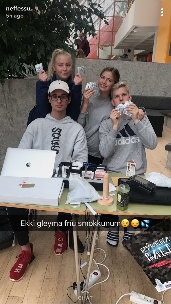 Ekki meira en 4 mánuðir síðan ég útskrifaðist og það er strax allt farið úr böndunum😅😐