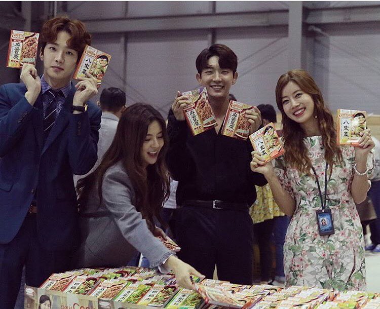 DJIjUbCV4AAv63w.jpg:large