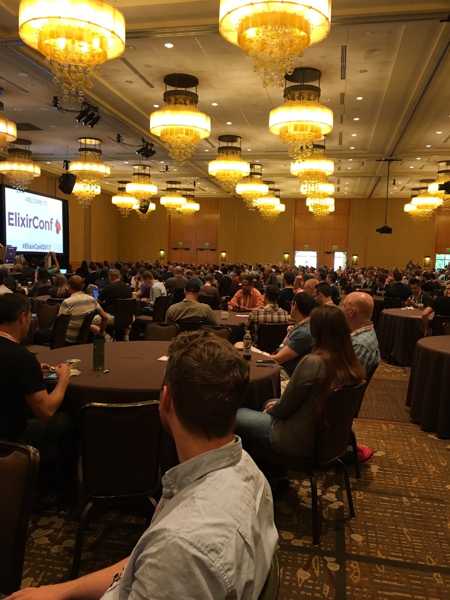 densefog's tweet image. Full conference for Elixir with 600 here! #ElixirConf2017
