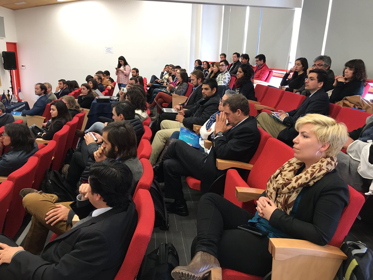 melibrito's tweet image. Gerente de Capacidades Tecnológicas de @Corfo @MarcelaAnguloG en Encuentro Valpo Ciencia, tecnología y empresa en @uvalpochile #ValpoCTYE