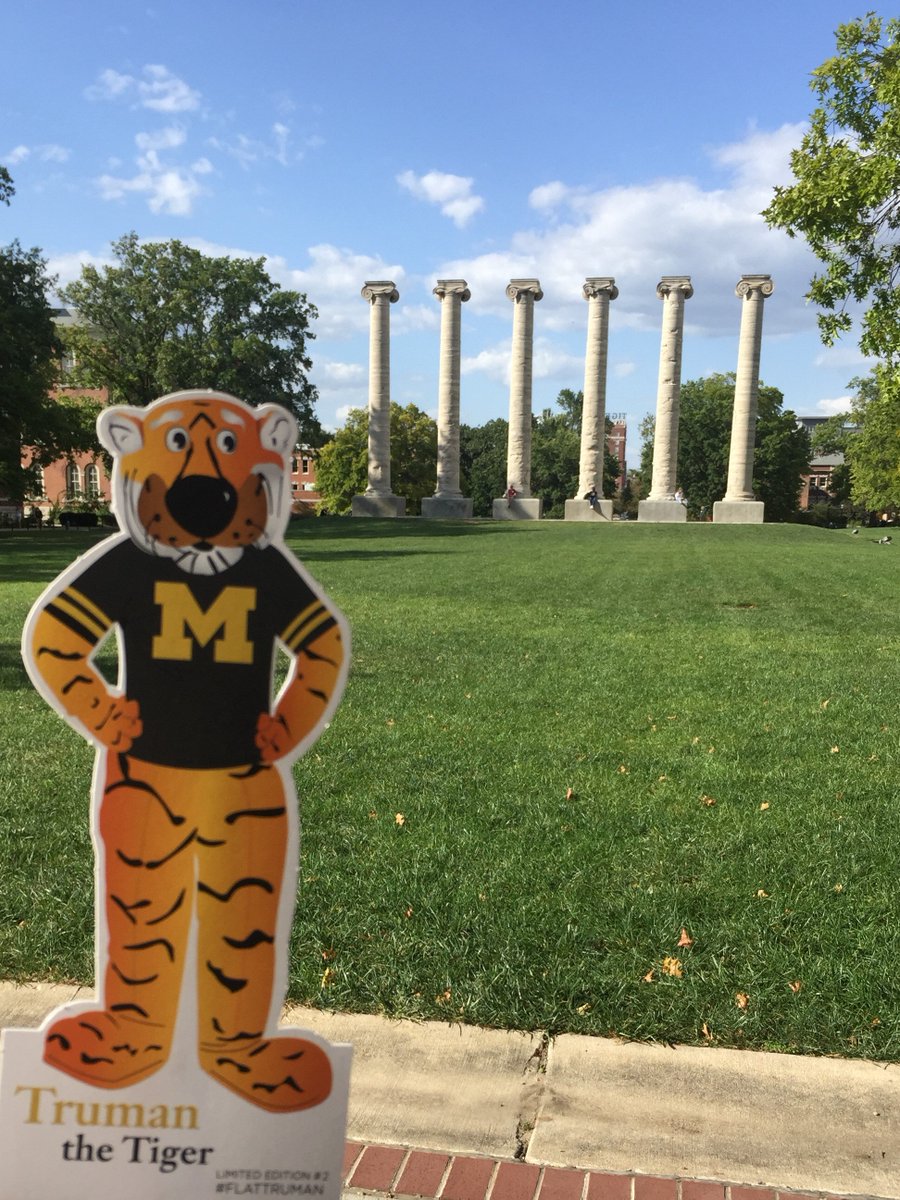 MizzouEdRecruit's tweet photo. We Spy @MizzouEducation #FlatTruman hanging out by the Columns! What is your favorite spot on mizzou's campus? #wherewillhegonext 👀🐯 https://t.co/q8yFNOuLfA