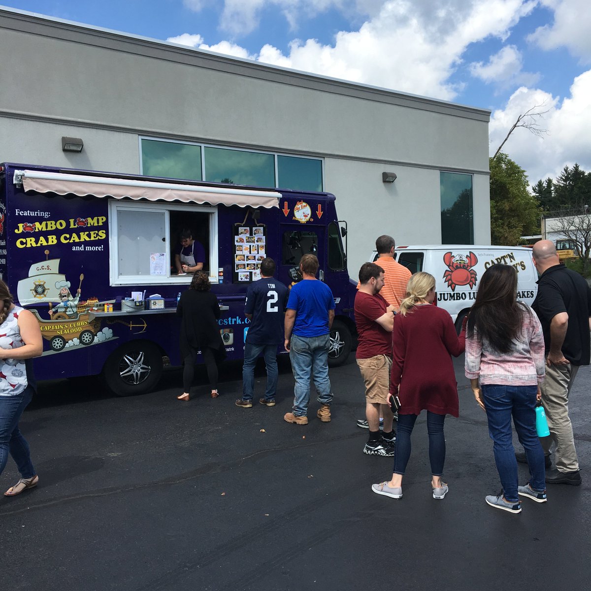 ExpoLogic's tweet photo. Food truck fun at Expo Logic HQ! #eventprofs #eventtech https://t.co/Yn2M7ePsfk