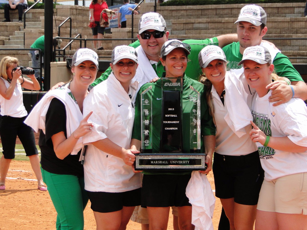 Marshall Softball tweet media