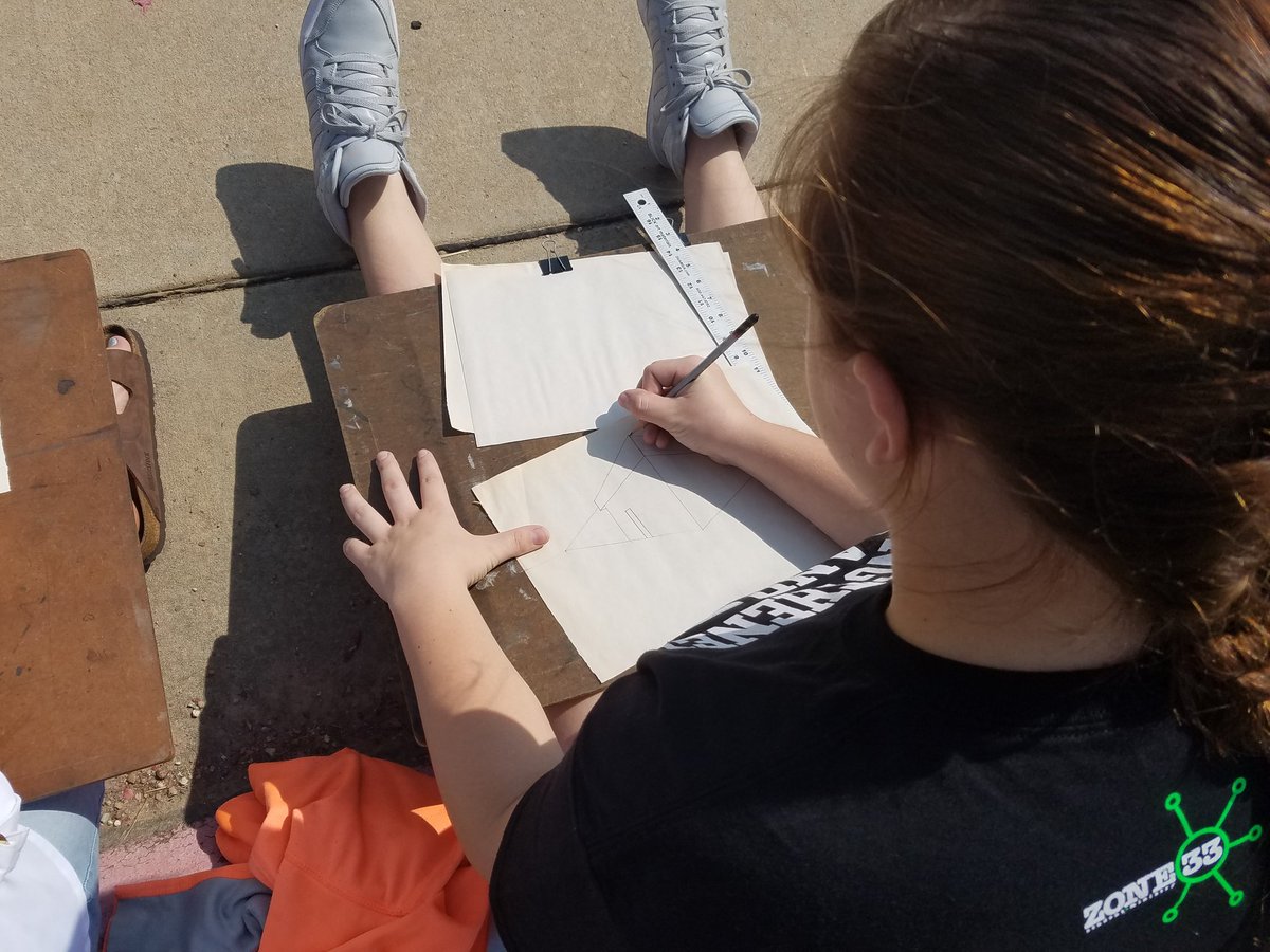 SattlerKaci's tweet photo. Intro. to Drawing students using their perspective drawing skills to render the school building on this beautiful morning! https://t.co/535W90YOsh