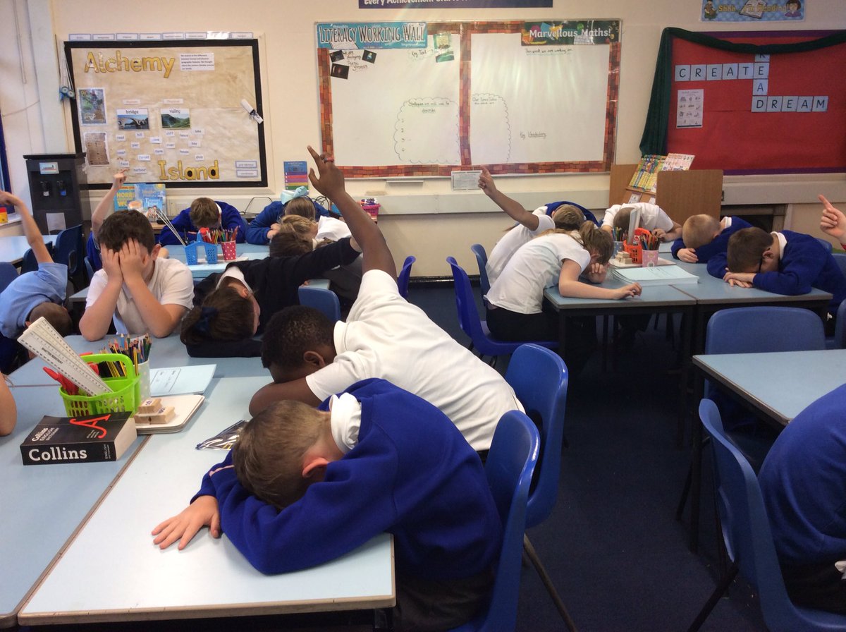 5ER learning about private ballots while we choose our rights for our #classcharter <a href="/UNICEF_uk/">UNICEF UK</a>
