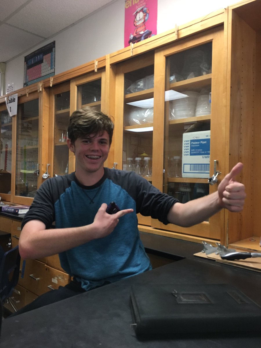 pawprintsstar's tweet image. #bethevoice #heatwavehack I wear shirts with loose sleeves so  I can roll them up when I get hot -Aidan @WHHSpawprints