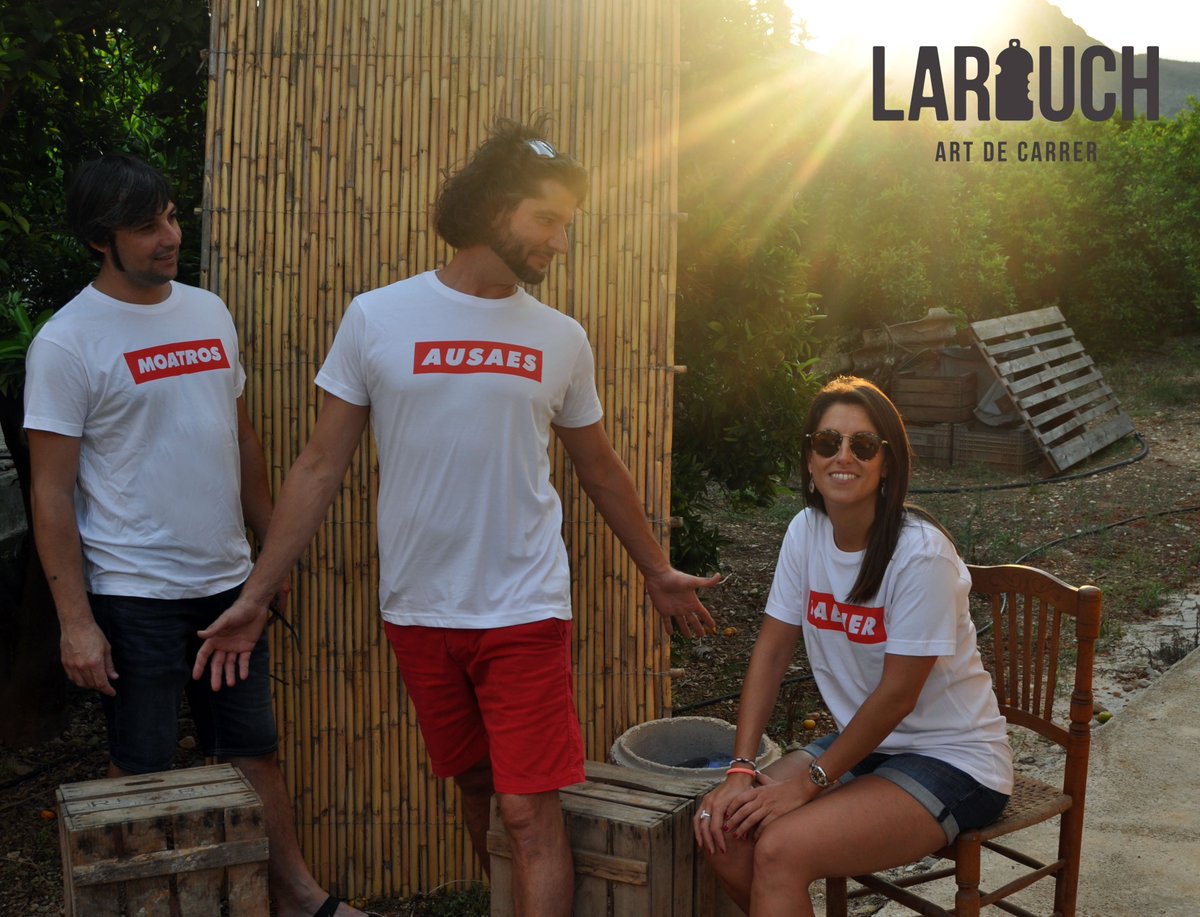 Larouchart's tweet photo. Hola bonicos!! Us presentem 3 models nous de samarretes, haureu comprovat que els models són professionals pagats. #Moatros #Faener #Ausaes https://t.co/2VJ9T7VOZB