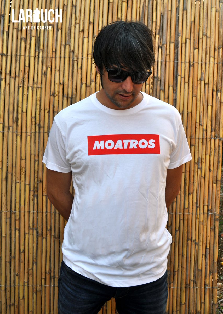 Larouchart's tweet photo. Hola bonicos!! Us presentem 3 models nous de samarretes, haureu comprovat que els models són professionals pagats. #Moatros #Faener #Ausaes https://t.co/2VJ9T7VOZB