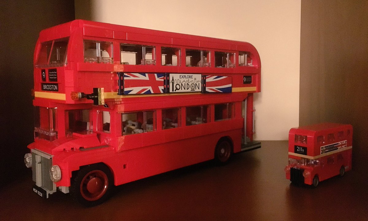 IdnGarda's tweet image. Here is the @LEGO_Group #londonbus and its little Padawan! #legoaddicted