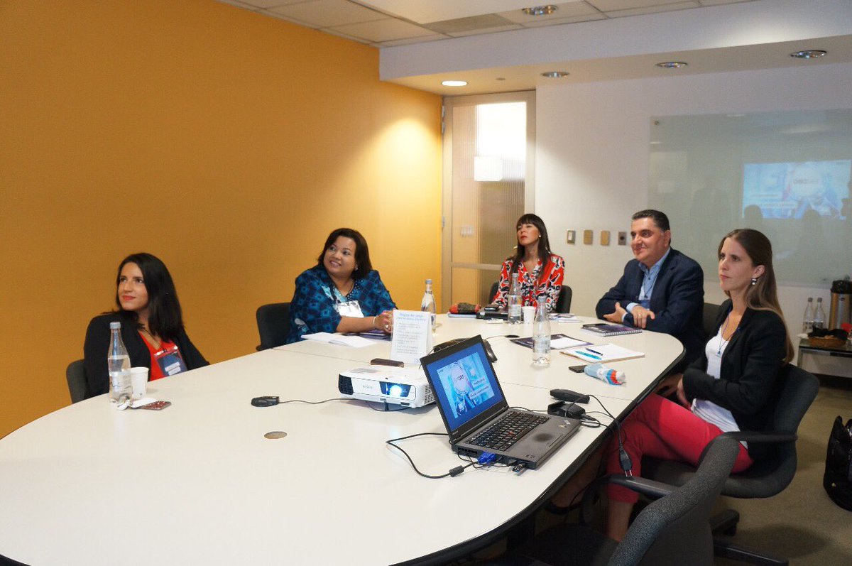 JaramilloEdgard's tweet photo. @Dolia Garcia y @Gabyhidrex @GBMCorp en visita al centro de Digital Sales de IBM en Bogotá! https://t.co/PRF6hrMVkf