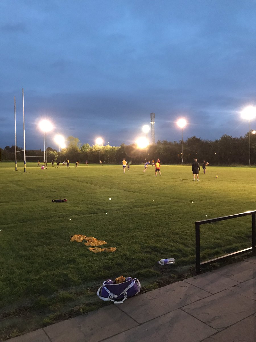 verulamiansrfc's tweet photo. Training in full flow! Bring on Saturday!! #rugby #rugbyfamily #vees https://t.co/kMtKSSXWq9
