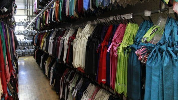 scj's tweet photo. Tip Top Tux acquires Houston-based formalwear chain https://t.co/alPA5lYd7z https://t.co/8DAnOLHAff