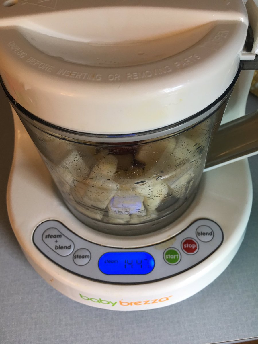 MamaNeedsCocoa's tweet image. Time to introduce baby to her first food! We are trying apples first. What was your baby's favorite first foods?