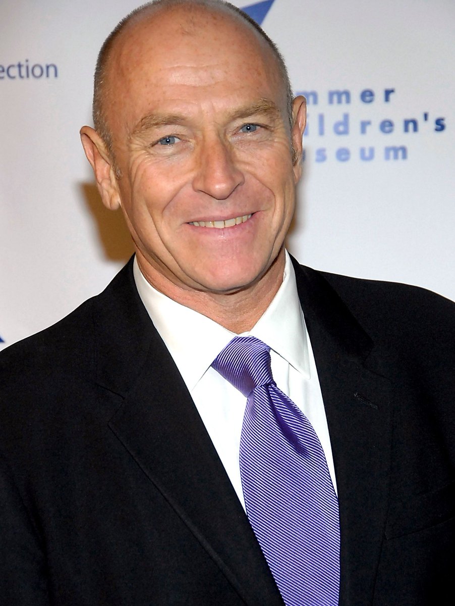 Streetz__TV's tweet photo. #HappyBirthday to @corbinbernsen! You can check him out in the thrilling drama #DangerousIntentions now! https://t.co/gGH1i5OAH3 https://t.co/e1fevnCOOi