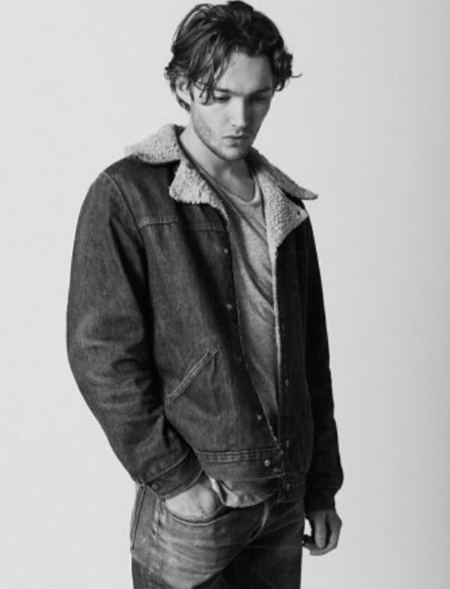 Toby Regbo, Features