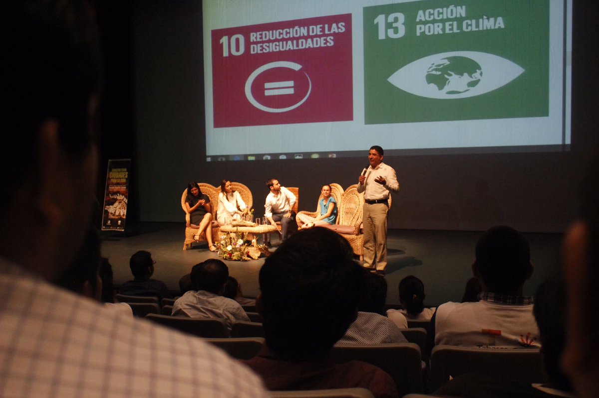 SEDEC_Tab's tweet photo. Participa Secretario @DavidGustavoRR en ponencia: La Agenda Climática Urbana en Latinoamérica, la importancia del trabajo en red. #LCCMX https://t.co/UvVsefEvW9