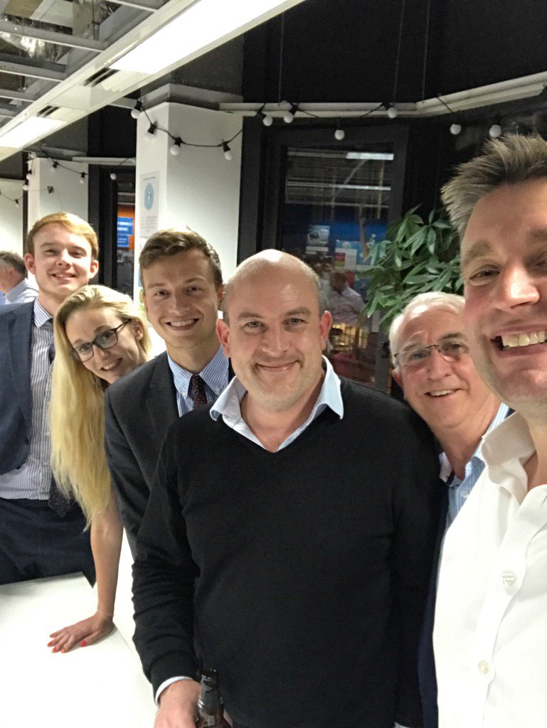 GarethSinnamon's tweet photo. @StaceLLP Just about holding our own @BroadgateLondon framewk quiz nite @BritishLandPLC @MaceGroup #wedidntcomelast https://t.co/ncY2Ly0Av7