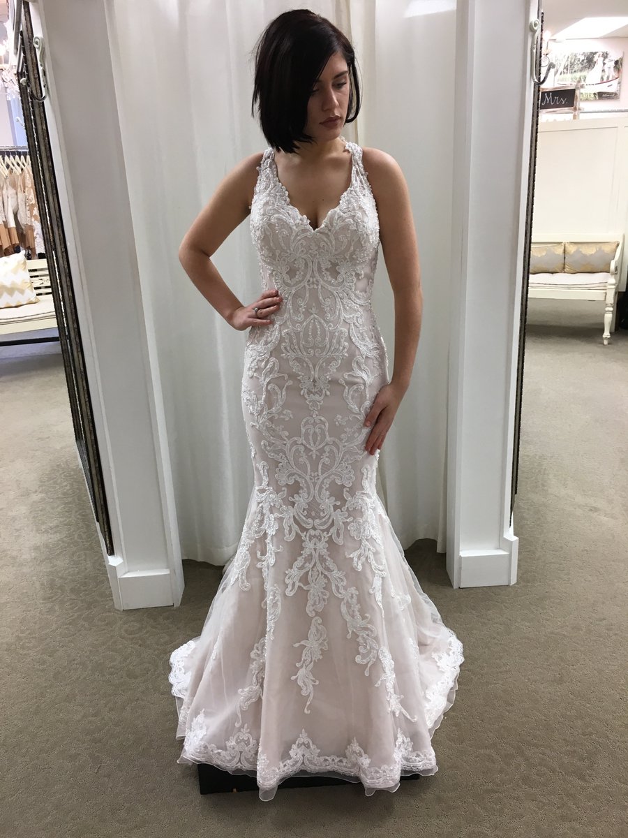 This new arrival is everything😍 #maemegirl #newarrival #bridetobe #nolabride