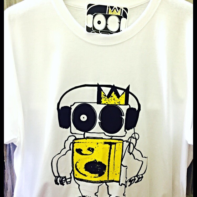 GetOrchestrated's tweet image. Orchestrated Sounds White Tee&apos;s for only $15 today!! We have 10 left so hurry!! #linkinbio #OrchestratedSounds #RobotLogo #Shirts