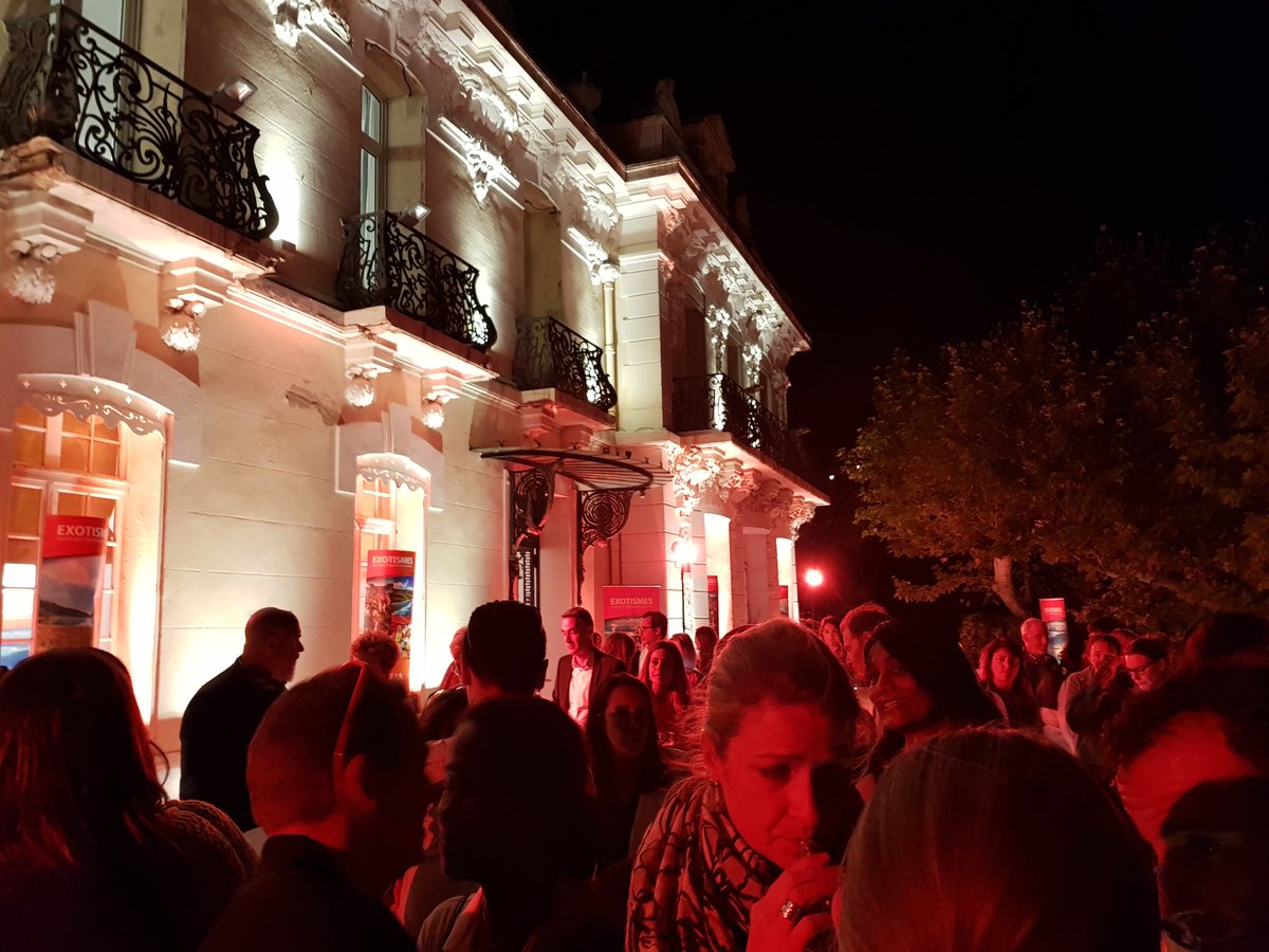 S_Carrette's tweet photo. @ESCAET toujours présente pour la soirée annuelle @Exotismes et plus particulièrement pour ses 30 ans ! https://t.co/F4RH1tVrwC