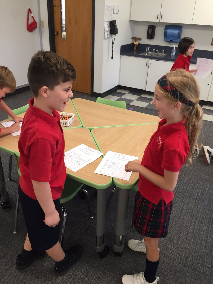 SolisSpanish's tweet photo. Having fun with Spanish dialogue! I love watching my students really want to speak! #LSSpanish #parishLSrocks https://t.co/3wQOaYlPdr