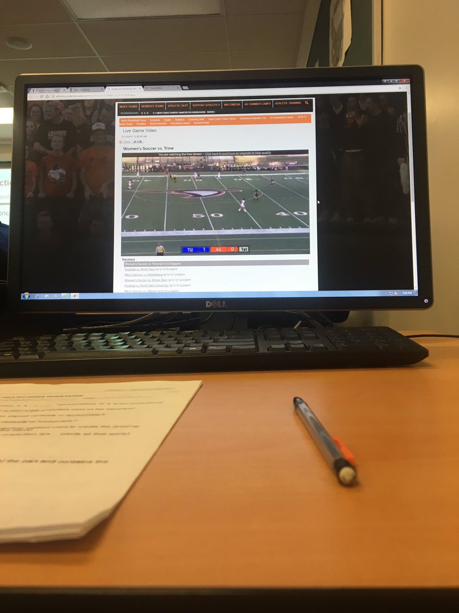 TrineOvalOffice's tweet photo. Proud supporters of @TrineWSoccer ⚽️⚡️ https://t.co/xcojiGljUR