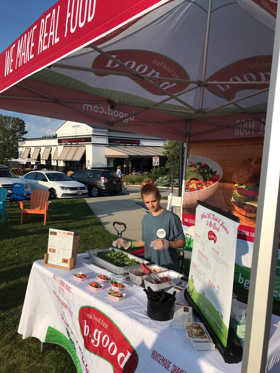 bgoodRI's tweet photo. We always love being out with our @GardenCityCtr friends and neighbors at Taste of Garden City. #tailgatefood https://t.co/z704cr0iR0