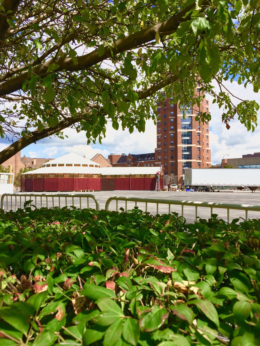 RochesterFringe's tweet photo. Meanwhile, progress. #SpiegeltentRising #FringeHub #OneFringePlace #ROC ⭐️ https://t.co/pRMztEKNrP