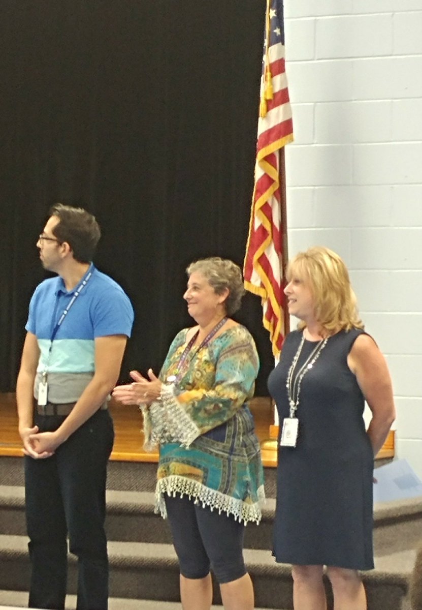 angekinspired's tweet photo. Back to school night!! #WilliamsProud #AISDproud #AISDgot<3 https://t.co/vZpzJVyCEL