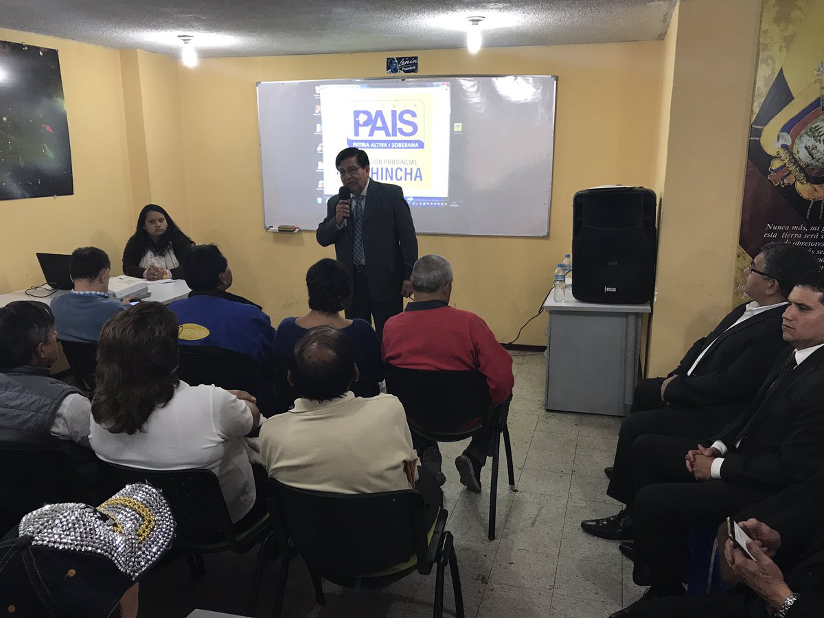 PichinchaPAIS's tweet photo. Con gran atención Coordinadores de #CRCs, militancia y ciudadanía interactúa Conversatorio "Dinero Electrónico" 💰📲
@quiroga_pepe
@EfectivoEC https://t.co/oLK9MWB3dS