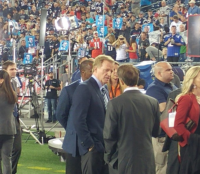 DJKKeLLXYAENNDB.jpg:small