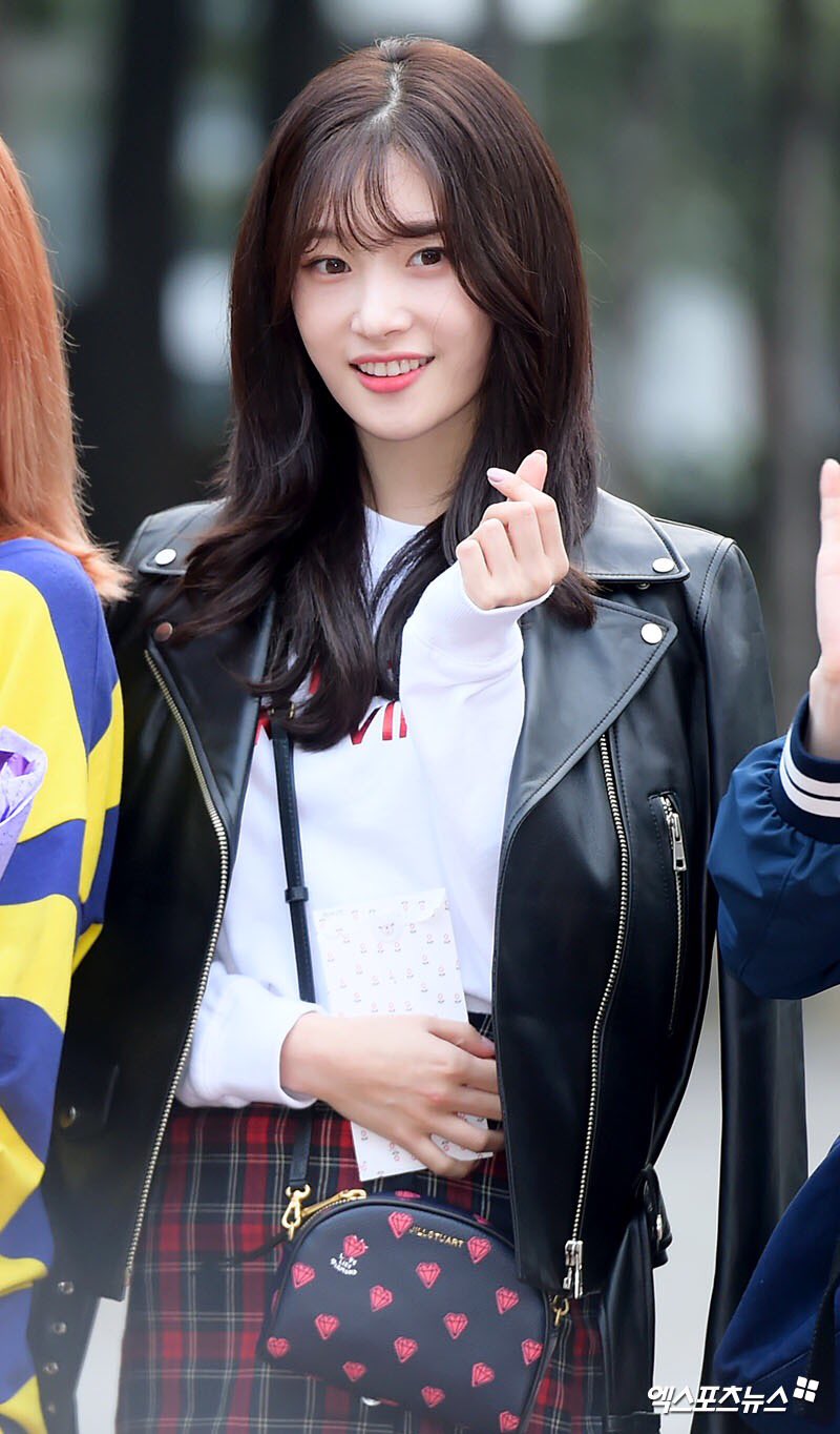 jung chaeyeon global on twitter photo 170908 chaeyeon going to jung chaeyeon global on twitter photo 170908 chaeyeon going to