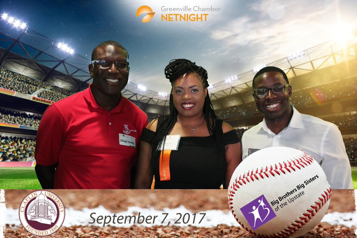 TapSnapPhotos's tweet photo. @GvilleChamber #NETNight  #yeahTHATgreenville https://t.co/86VTMEceKa