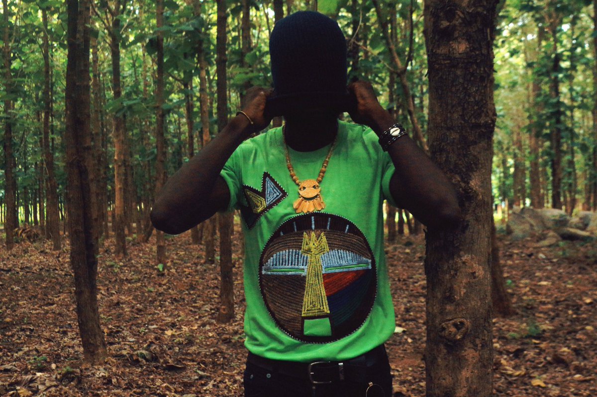 57Creator's tweet image. Hi my name is Femi, I make embroidery on clothings, very affordable, just a rt from you would go a mile, dm, email or whatsapp me to order.