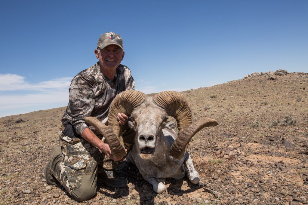 HuntWithWTA's tweet photo. Hunting in Mongolia https://t.co/Gpqg6D3801 https://t.co/QoR1eELTcx
