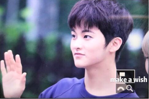 MAKEAWISH9982's tweet photo. 170908 #MARKLEE https://t.co/DDC4ygV2Xz