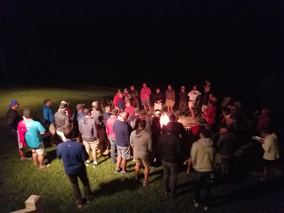 wryanjenkins's tweet image. 70 pax getting ready to have a moment of silence &amp;amp; prayer for Cheech. #Cheechstrong #F3LexBRR2017 #LeaveNoDoubt