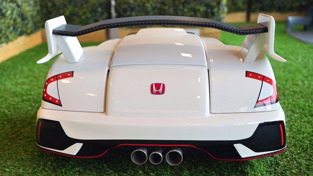 MalaysianHonda's tweet photo. Lawnmower #TypeR. Dapatkan sekarang gais! 🔥 https://t.co/ATyBQxjBgE
