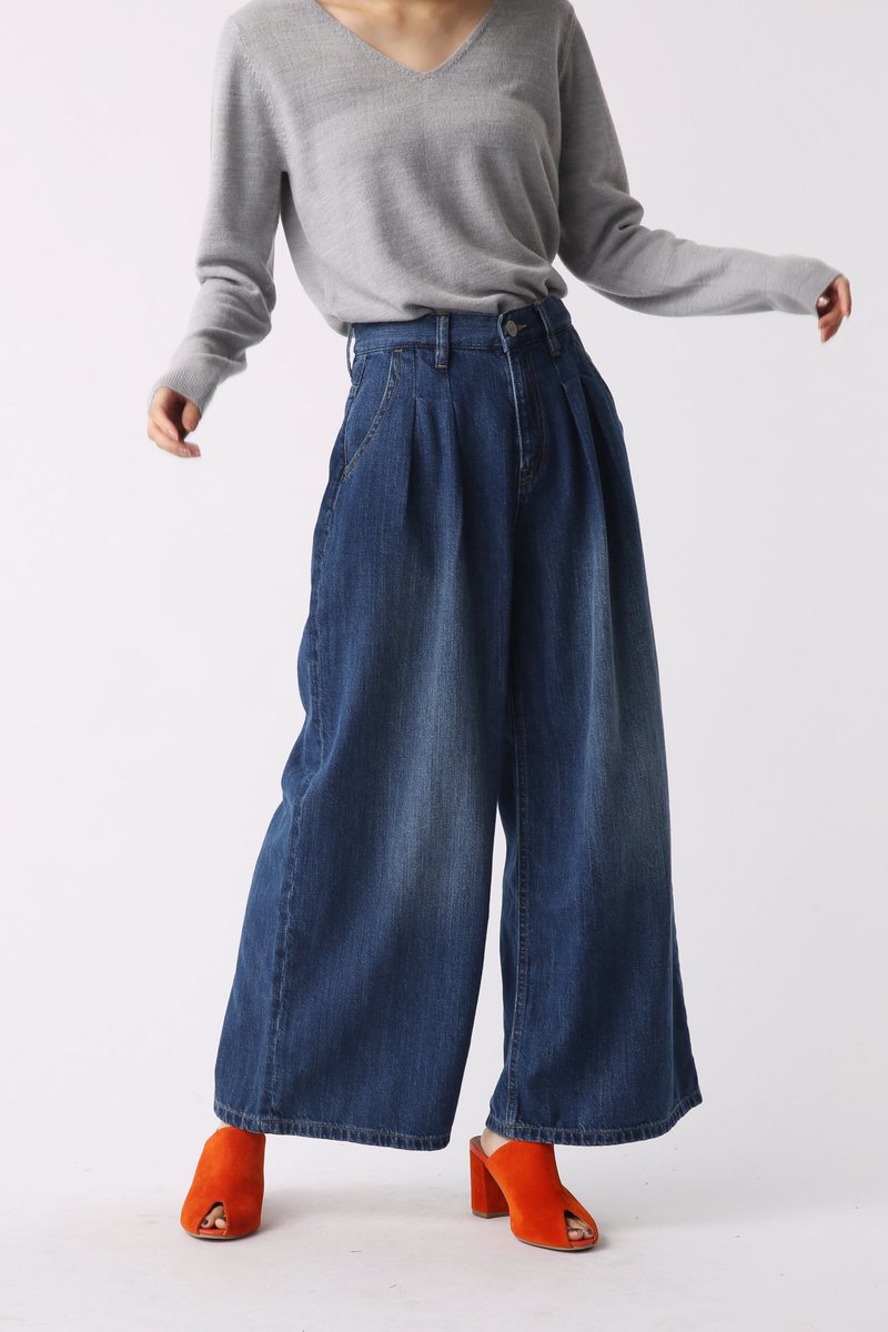 azul_by_moussy's tweet photo. 👖#AREDENIM NEW ITEM👖
☑︎甘撚りタックワイドデニム
col. M.BLU/L.BLU
price. 5.990→4.990+tax
🔜https://t.co/aQkUa9ROI0
#AZULBYMOUSSY https://t.co/eHvi9JWpki