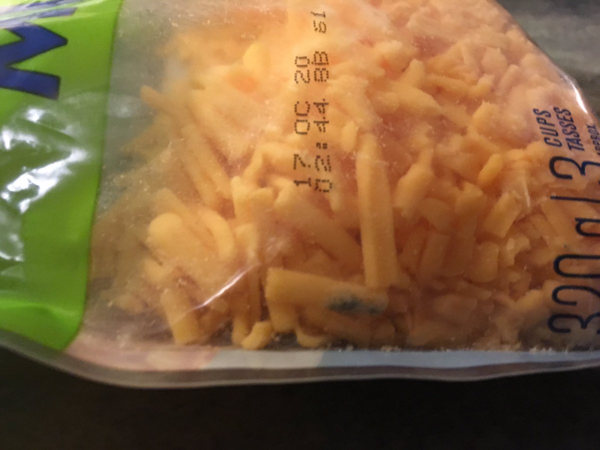Cheeser10's tweet photo. @kraftcheese thanks for the pre moldy cheese!? https://t.co/LZFpRtn1eU
