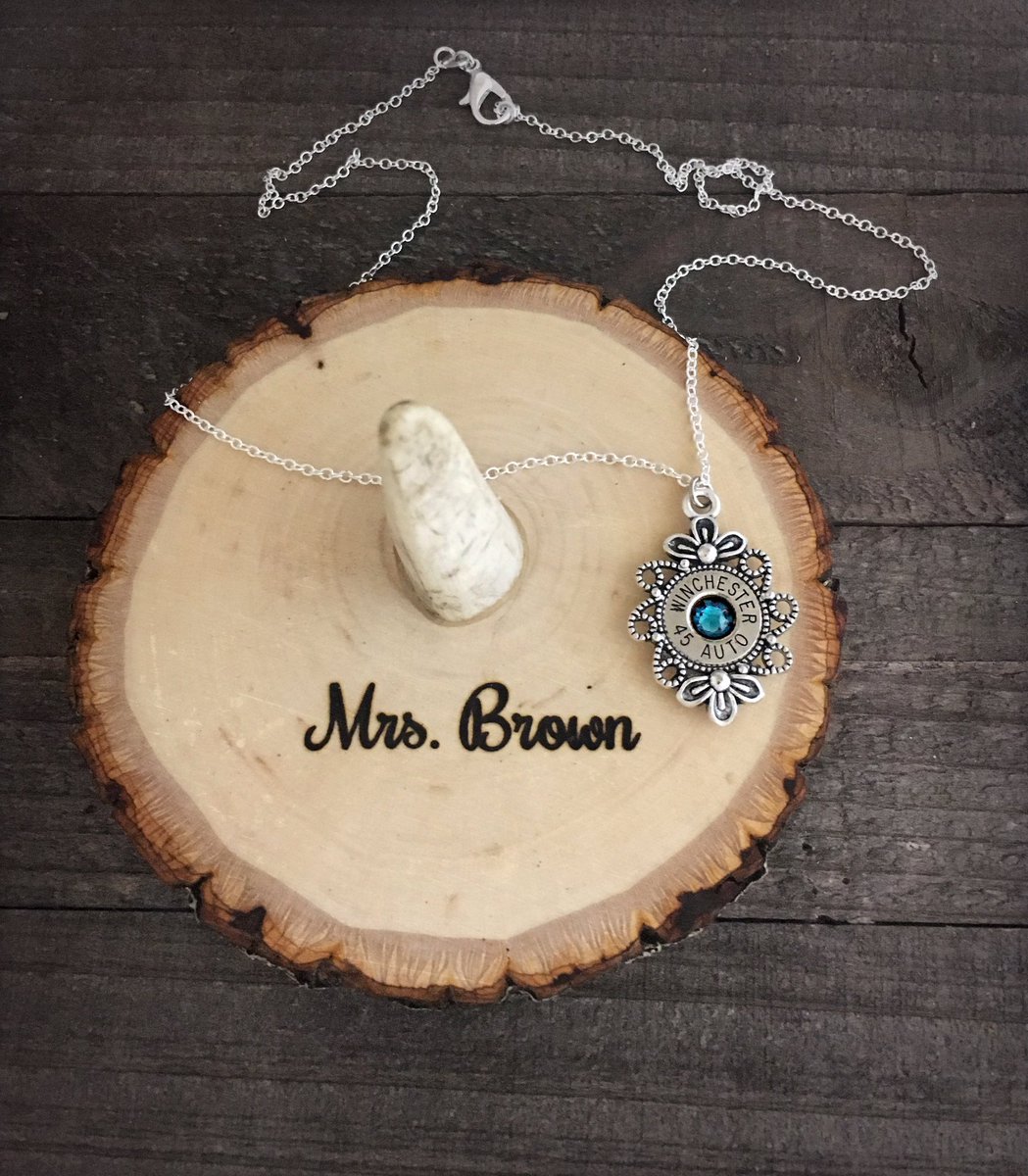 Bullets4Belles's tweet photo. Lovely wedding gift π°π»π
#bulletsforbelles #bulletjewelry #bride #bridetobe #ringholder #southernbride #countrybride #southernjewelry https://t.co/X5fIgrgBE9