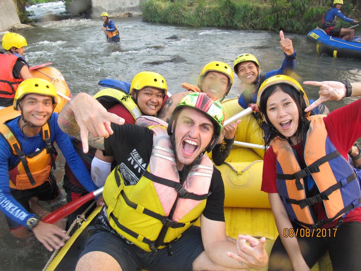 3. Jeram_jeram yang bersahabat Serta pemandangan sawah &amp; gunung melengkapi sensasi host <a href="/ladiscc/">ladislao_9</a> rafting disungai rompang #TravelAddict
