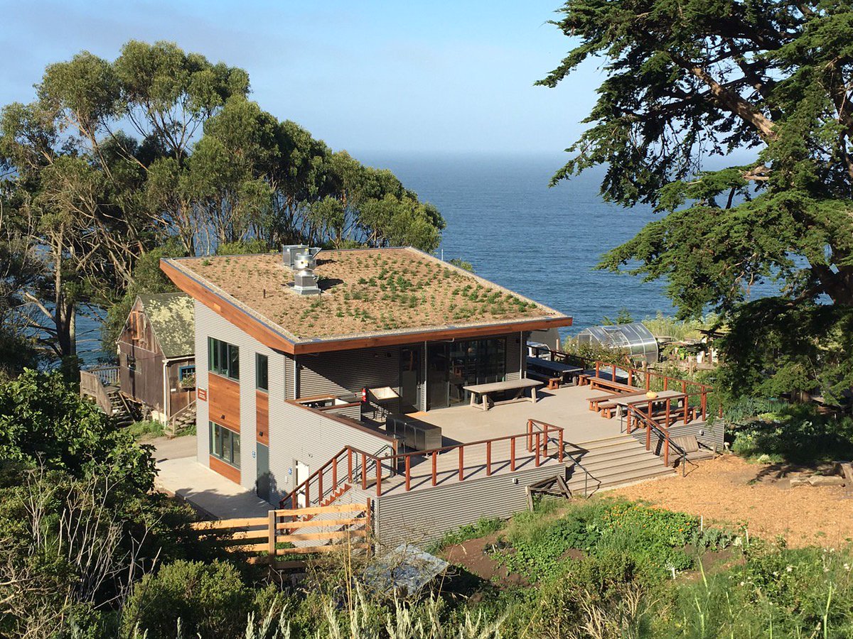 I’ll be performing at <a href="/SlideRanch/">Slide Ranch</a> Farm-to-Table Teaching Center Grand Opening on 9/24 in Muir Beach. Come join me! slideranch.org/calendar/2017/…