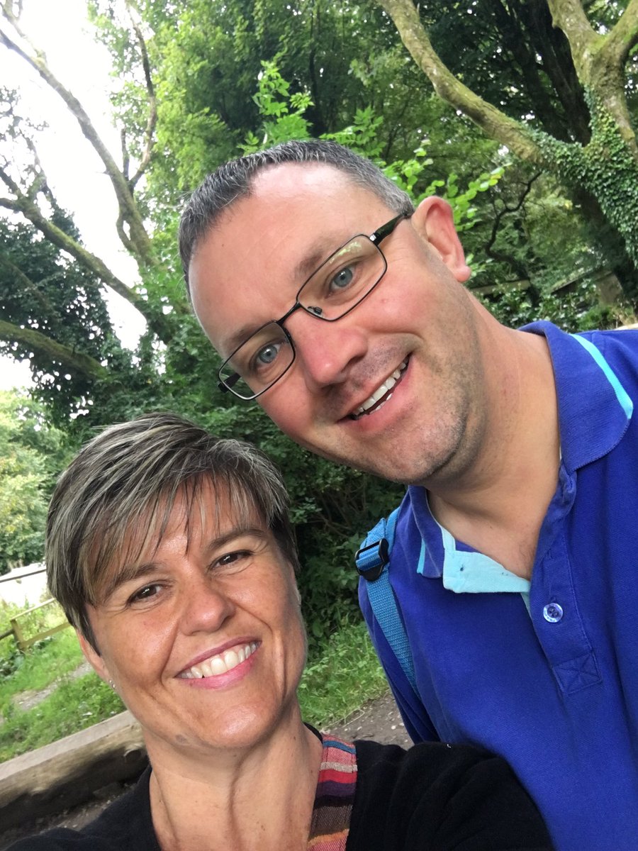KeliBetts's tweet photo. Happy 16th Wedding Anniversary to my lovely husband Neil. Love you lots ❤️❤️ https://t.co/xgpv2JmEBv