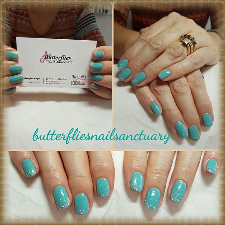 #blue #green #sparkle #lush #lecente #ibd #gelpolish #manicure #butterfliesnailsanctuary